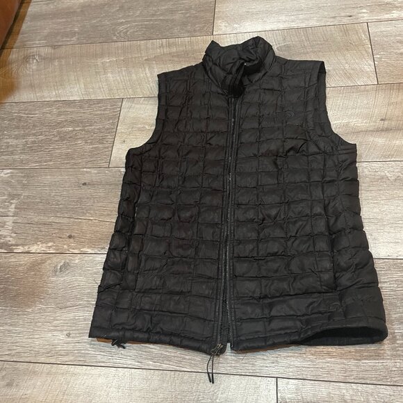 The North Face Men's ThermoBall Eco Vest 2.0 in TNF black S - Picture 1 of 7